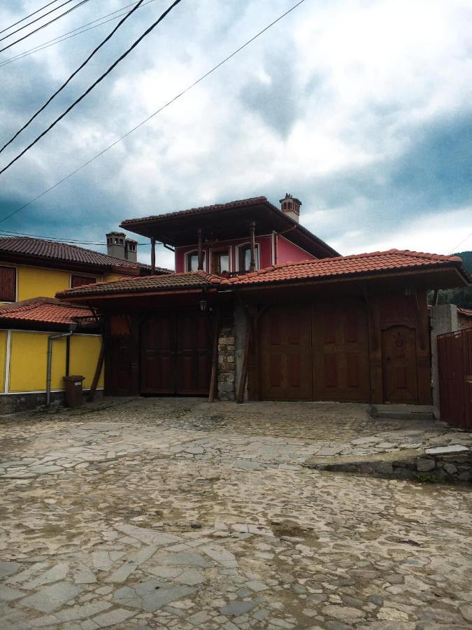 Стаи За Гости Бащино Огнище Koprivshtitsa Eksteriør billede